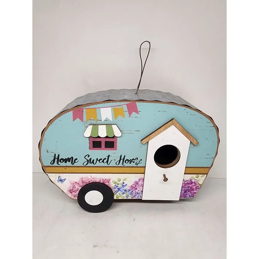 Retro Style Camper Birdhouse 